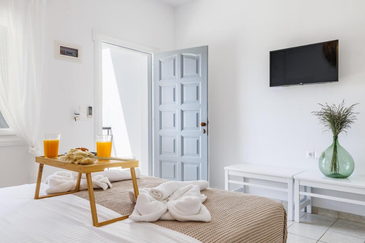Ourania Studios & Apartments Skopelos Town Exterior photo