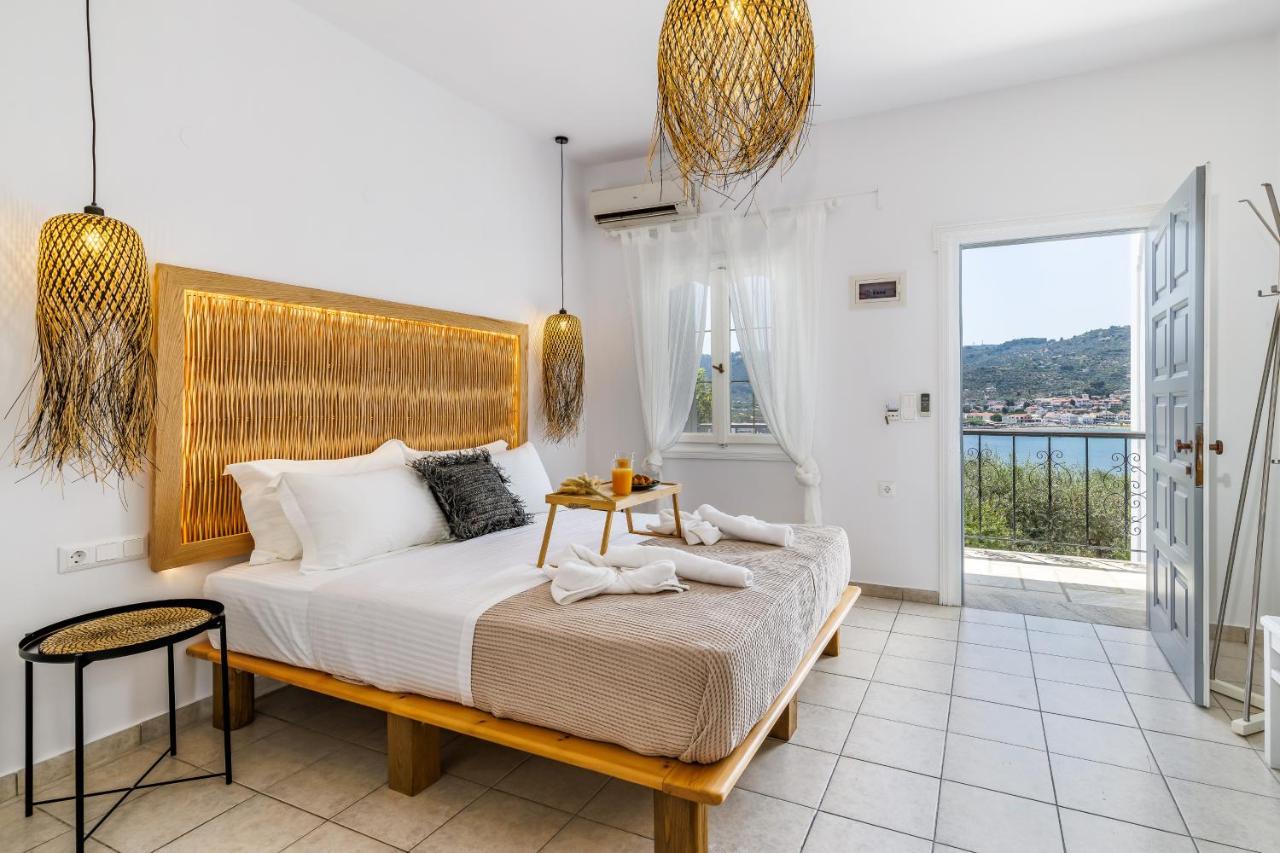 Ourania Studios & Apartments Skopelos Town Exterior photo
